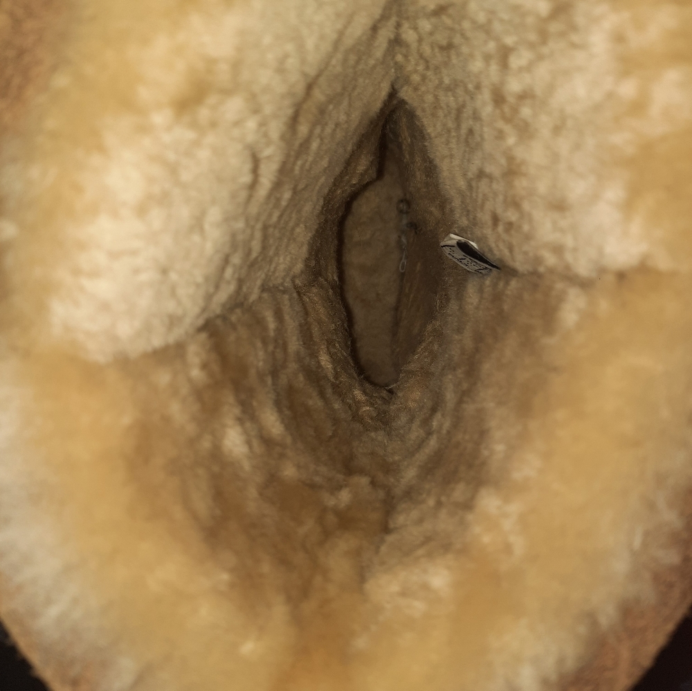 BearPaw Boot 8 - Picture 10 of 13